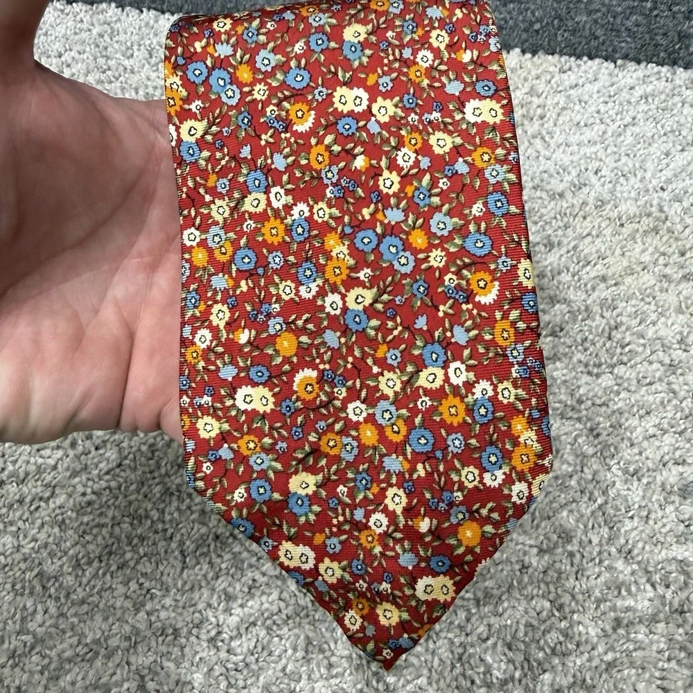 Lauren Ralph Lauren Red Floral Silk Tie Necktie USA  (3.5